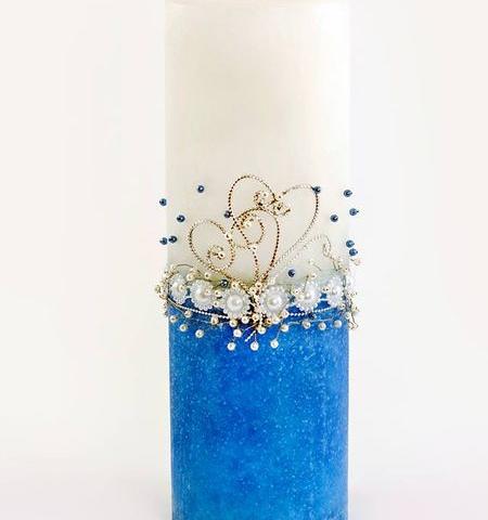 Võhma Valgusevabriku erilised pulmaküünlad ღ kingitused vanematele ja külalistele ღ tseremooniaküünlad ღ lauakunistused Võhma Valgusevabriku käsitsi valatud kahevärviline pulmaküünal 3D kaunistustega