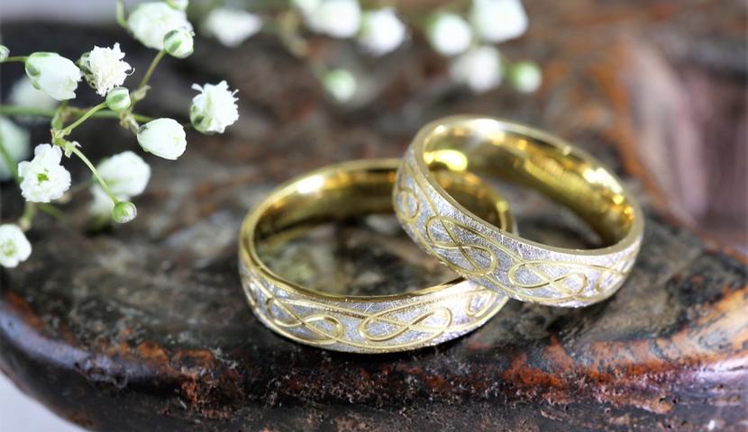 Eternity sümboliga abielusõrmuste komplekt e-Jewels.ee eternity sümboliga abielusõrmused!