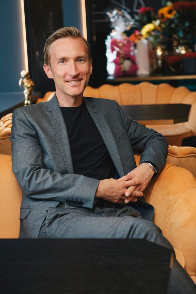 118882598_10157557471256705_3363148314314122253_o