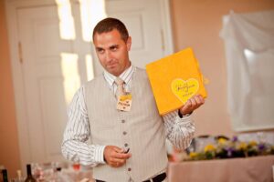 10 küsimust tegijale - intervjuu pulmaisa Margo Hussariga