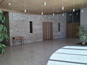 20250403_131630-vaike