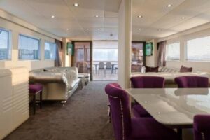 5646390_20160221091138783_1_large_1