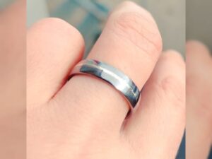 Abielusormused-Tantalum-ja-pallaadium-triip.-Superkorglaige