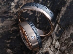 Valame Teie loo kulda – eritellimusel abielusõrmused FRONTilt