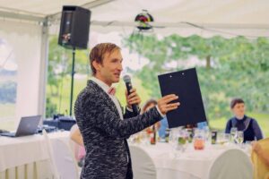 10-le küsimusele vastab pulmaisa Margus Luik