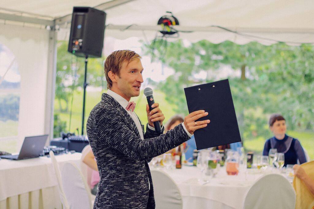 10-le küsimusele vastab pulmaisa Margus Luik