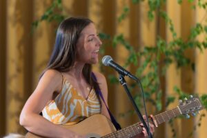 Muusik sinu tseremoonial/pulmapeol – Kirsika Kuusik