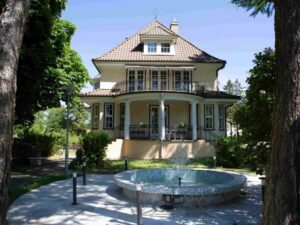 Purskkaevuga-poikiformaat-vaike_0