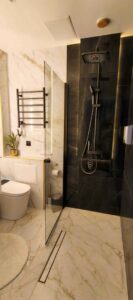 RR-jaapani-vannituba