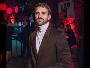 Pulmaisa ja õhtujuht Robin Juhkental