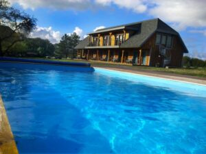 bassein_ja_konverentsimaja