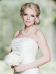 kataloog-jumestus-ja-soeng-darja-tammelt-1676564