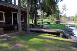 kataloog-kassioru-puhkemaja-1676624