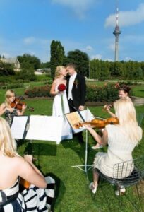 M&S keelpilliansambel