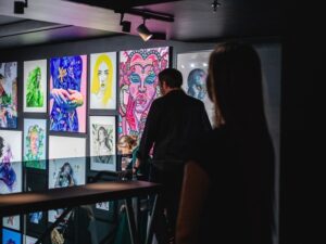 Victoria Olt Galerii ja Aprés Speakeasy