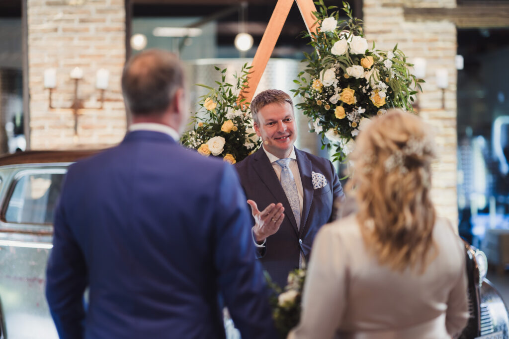 20240810_163546_SilverGutmann_R62_2858