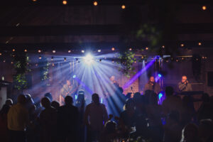 20240810_212220_SilverGutmann_R62_7190