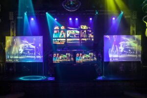 921758_10151563586742808_1834975509_o